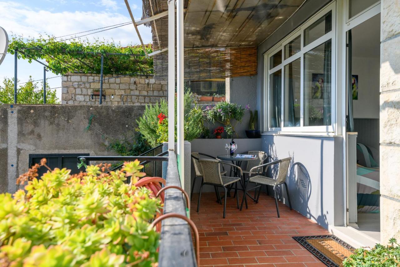 Apartment Rosehip Дубровник Екстериор снимка