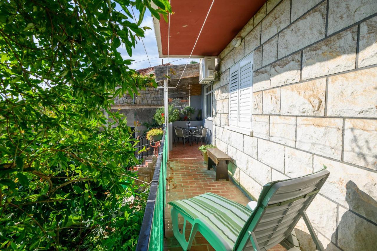 Apartment Rosehip Дубровник Екстериор снимка